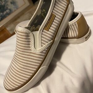 Tommy Bahama Brown and White Loafers Slip-On Comfort